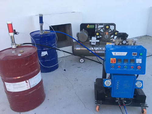 小型聚氨酯灌注發(fā)泡機器 多少錢(圖2) Q2600D小型聚氨酯灌注發(fā)泡機器